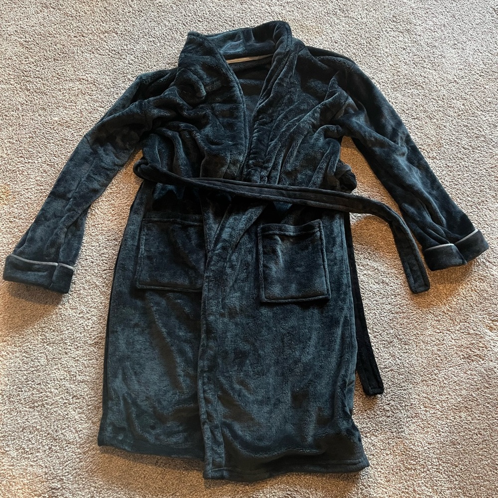 NEW Plush Dark Navy Shawl Collar Bathrobe with Pockets - Tommy Bahamas